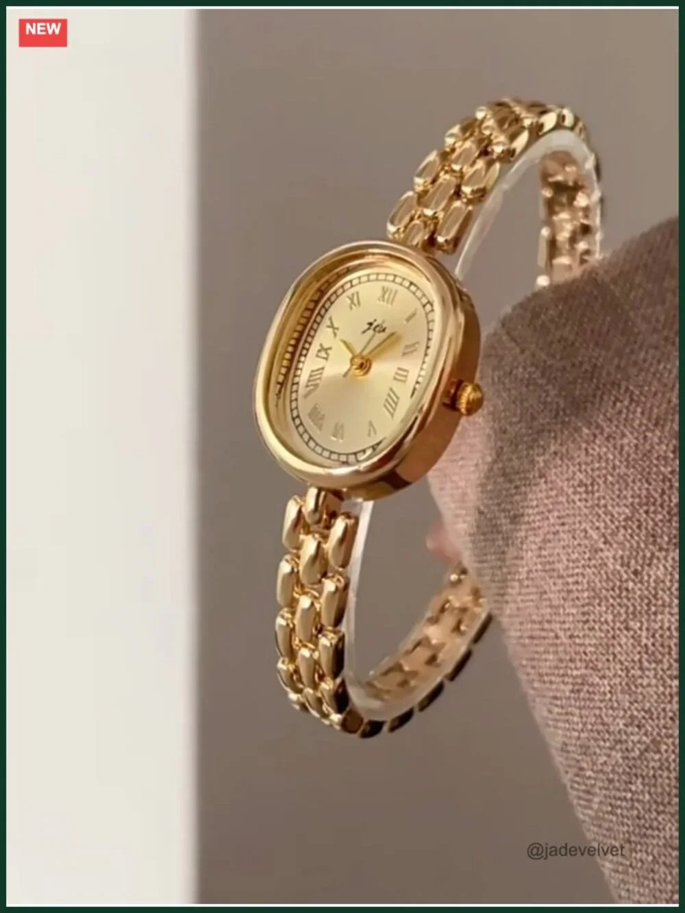 Oval Dial Roman Numeral Analog Dress Watch Metal Bracelet Quartz Wristwatch